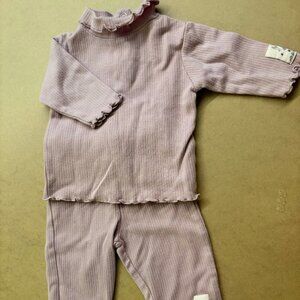 Ensemble pantalon + tee-shirt